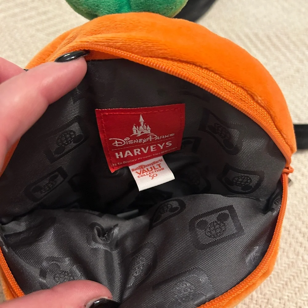 Harvey’s partnering with Disney WDW ORANGE BIRD Plush Bag - Picture 3 of 4